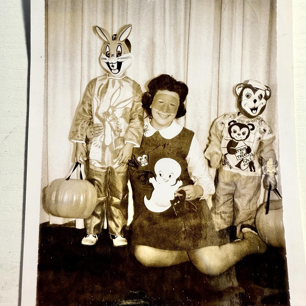 Vintage Halloween Kids Costumes Photo 1963 Casper Bugs Bunny Andy Panda Creepy